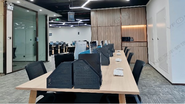 深圳辦公室裝修_福田區(qū)企業(yè)裝修效果圖_辦公室裝修設(shè)計(jì)案例