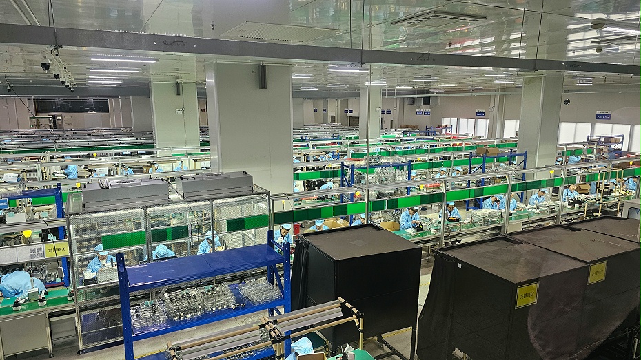 無塵車間裝修設(shè)計-深圳文豐裝飾